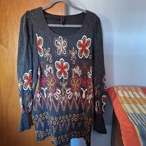 Sand Studio Floral Women's Lined Long Gray Sweater Size L